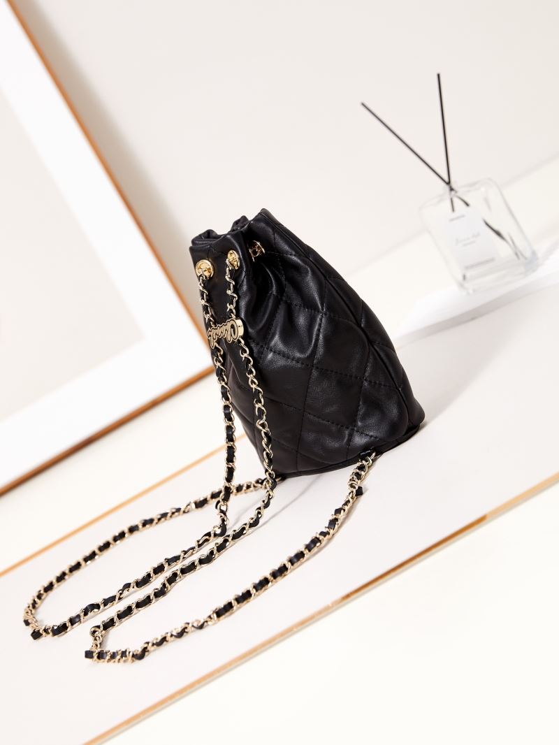 Ch**el bucket bags